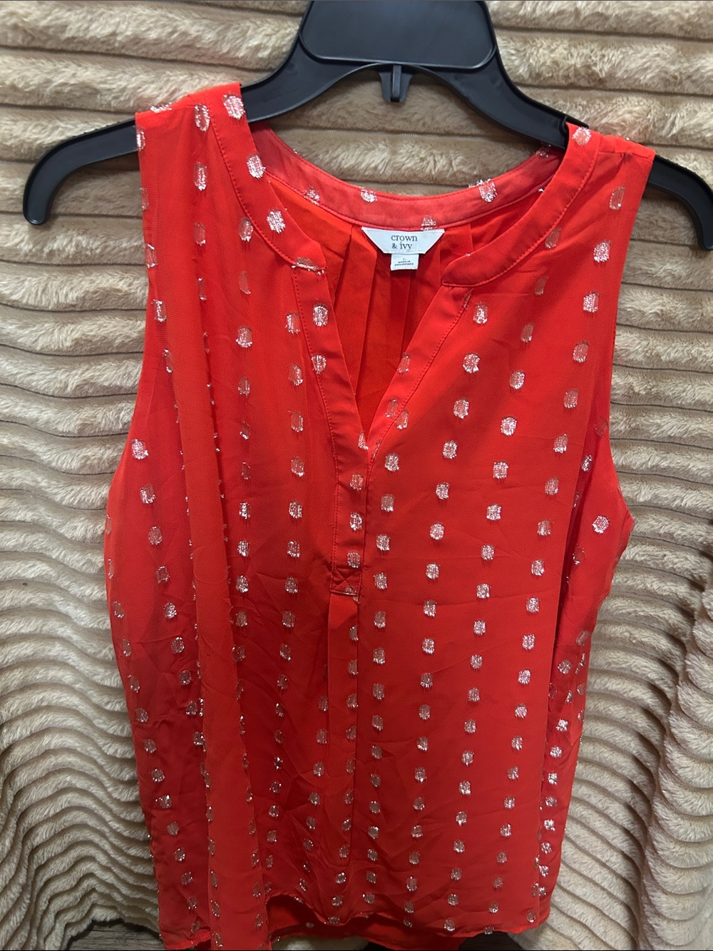 crown & ivy Red Sleeveless Dot-Stripe Metallic Blouse